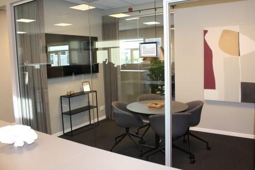 Vi er eksperter i indretning af møderum på arbejdspladsen