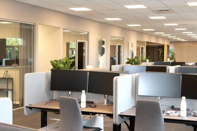 Flot indretning af storrumskontor hos kunde i København