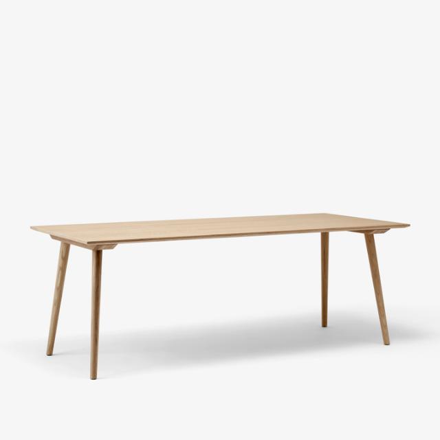 IN BETWEEN mødebord