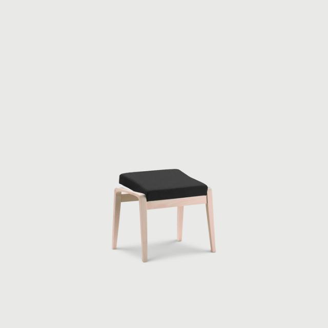 7000 Resting Chair Series