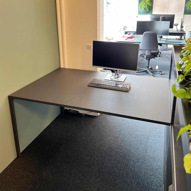 HAY New Ordre højbord, skrivebord og reol