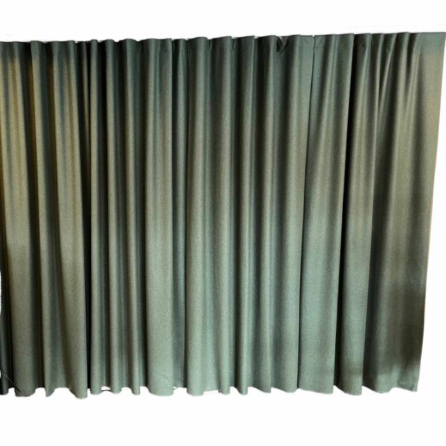 Lyd- og lysdæmpende gardin 450x250 cm.